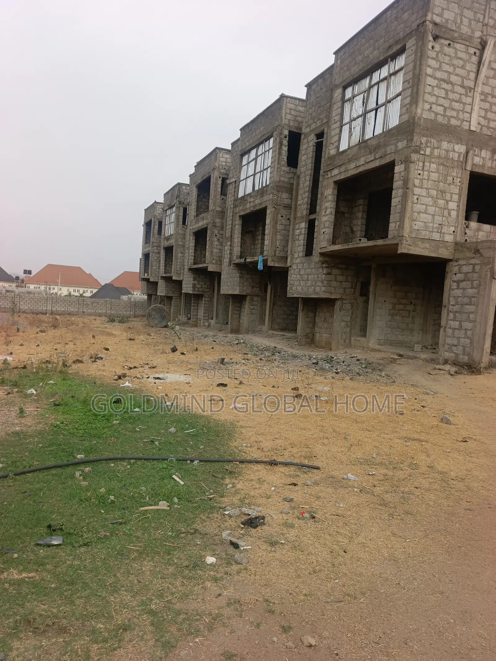 4bdrm Apartment In Goldmind Estate Kaura For Sale