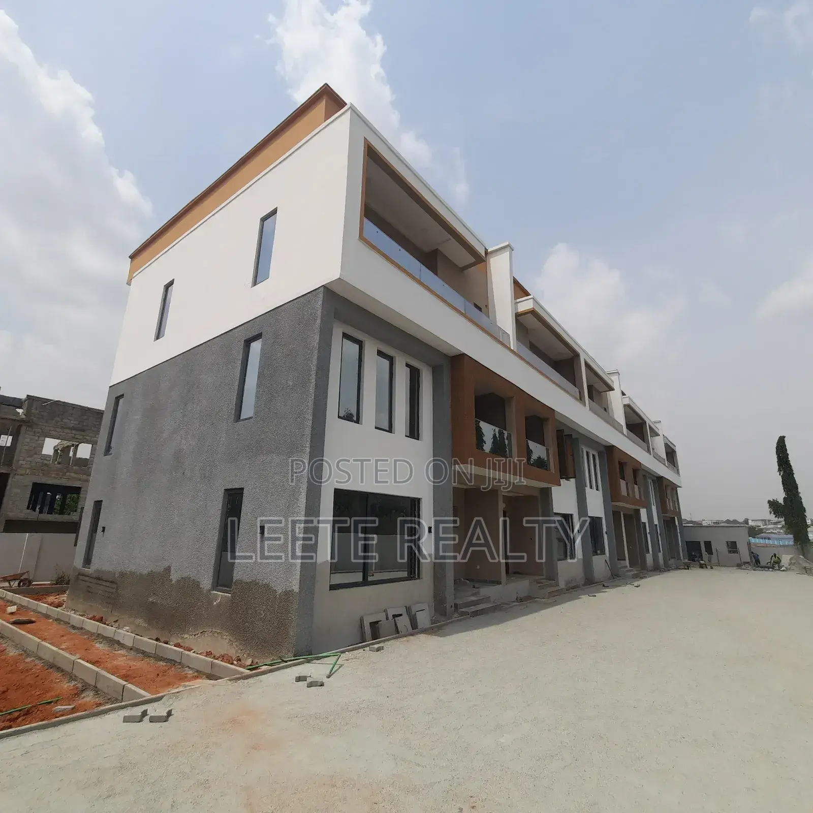 4bdrm Townhouse/Terrace in Jabi for sale