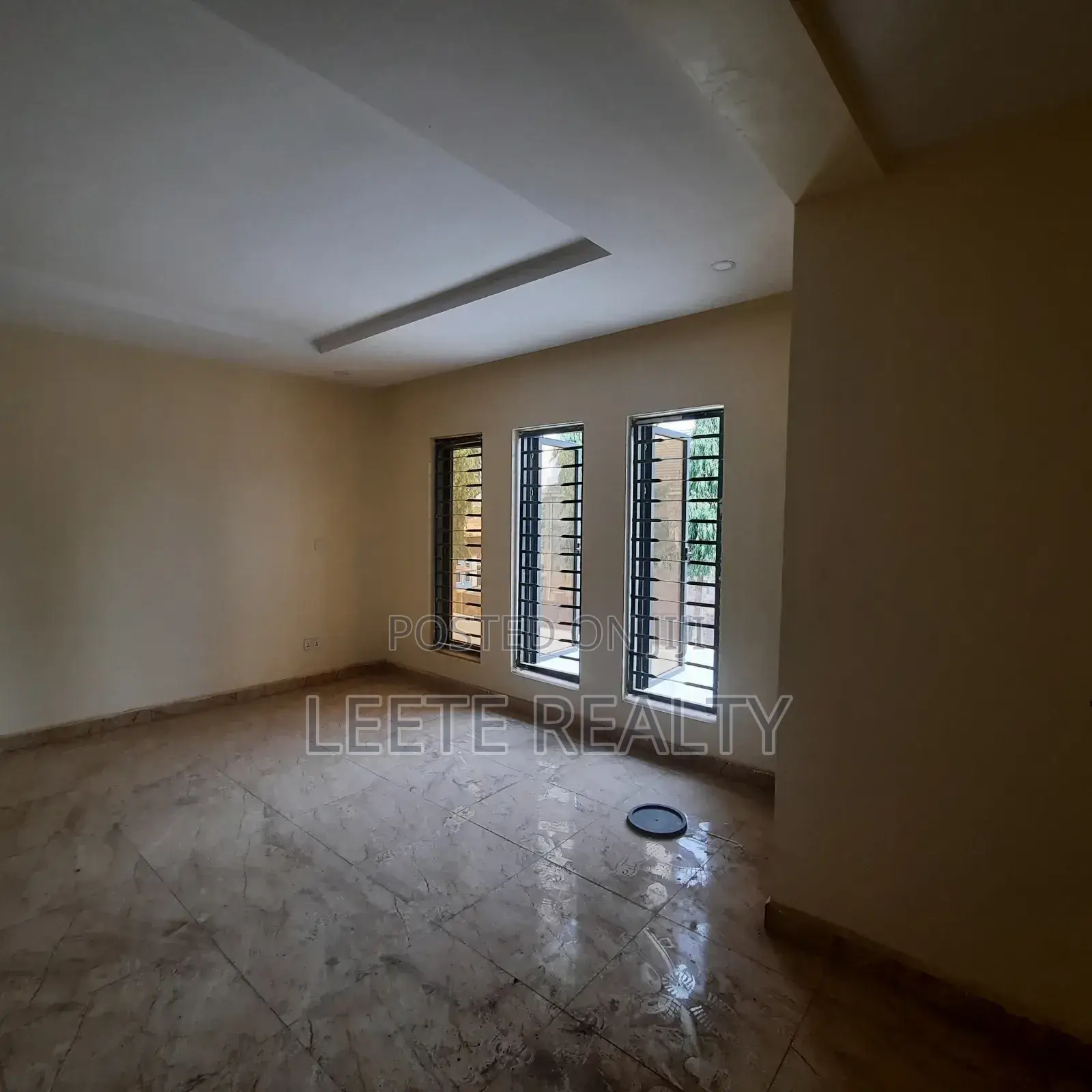 4bdrm Townhouse/Terrace in Jabi for sale