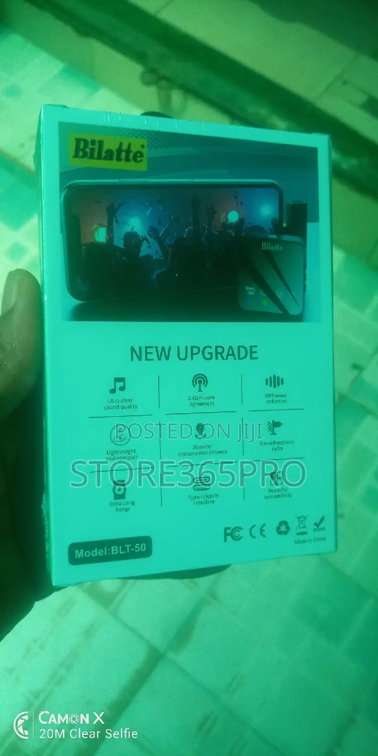 Wireless Microphone With Noise Cancellation