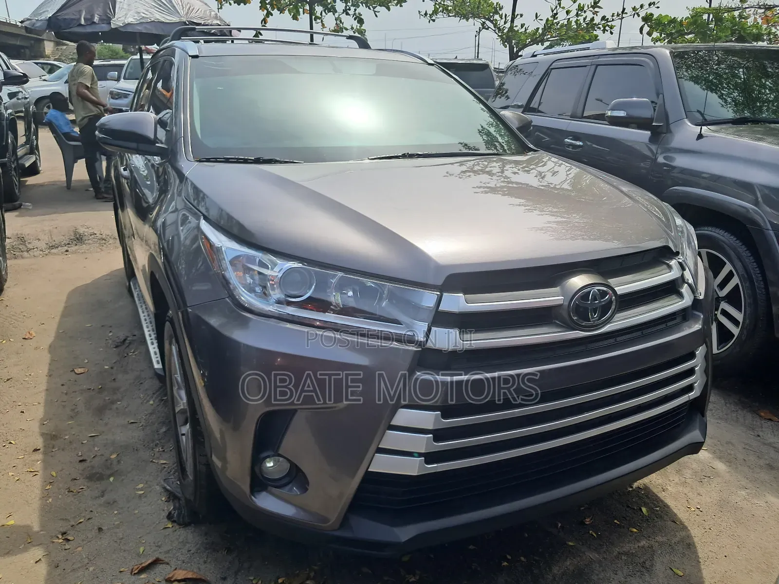 Toyota Highlander Limited 4dr SUV AWD (3.5L 6cyl 6A) 2015 Gray