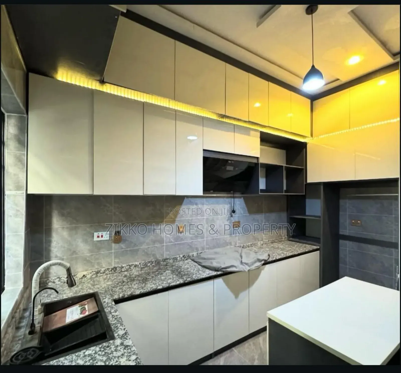 4bdrm Duplex in Ikota, Lekki for sale