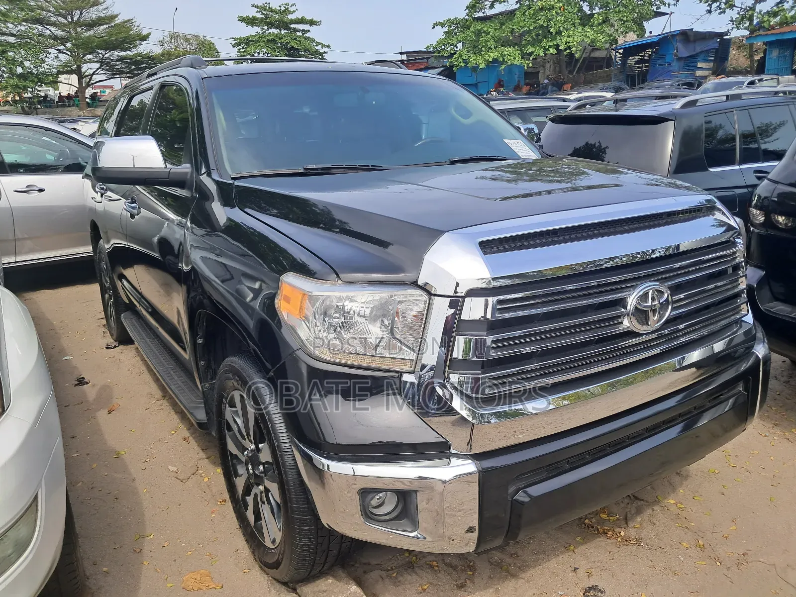 Toyota Sequoia Limited 4dr SUV 4WD (5.7L 8cyl 6A) 2015 Black