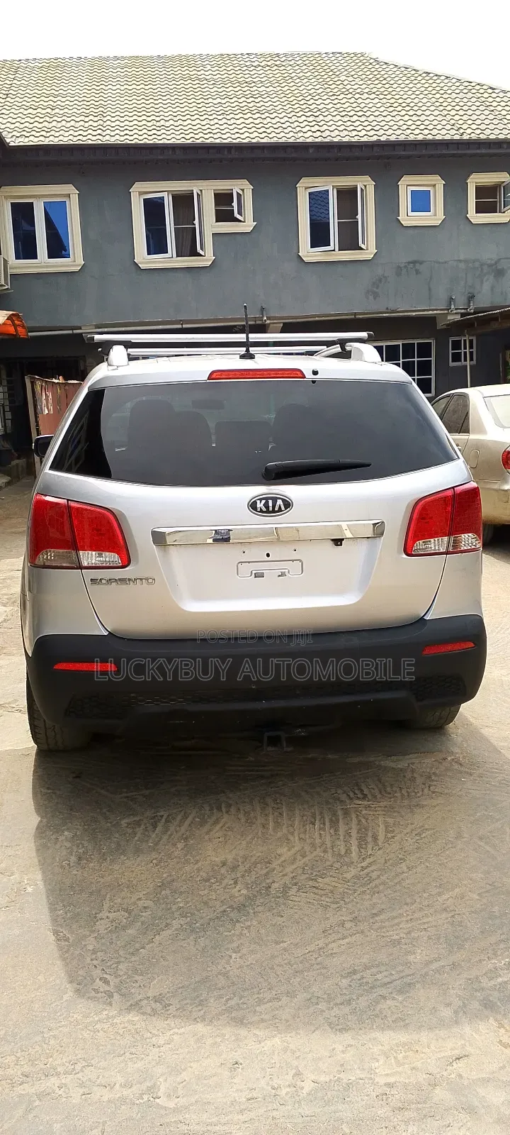Kia Sorento LX 2012 Silver