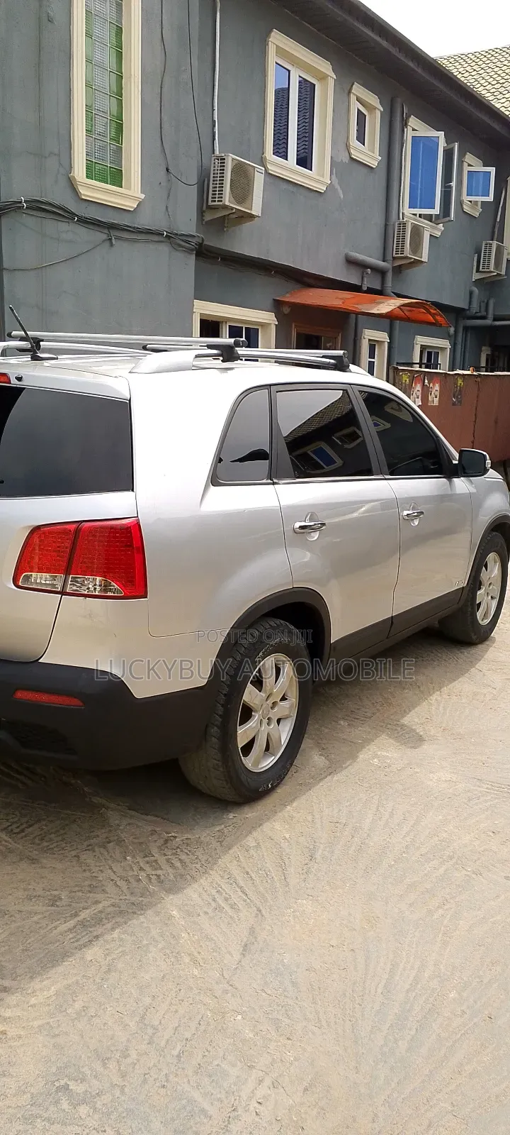 Kia Sorento LX 2012 Silver