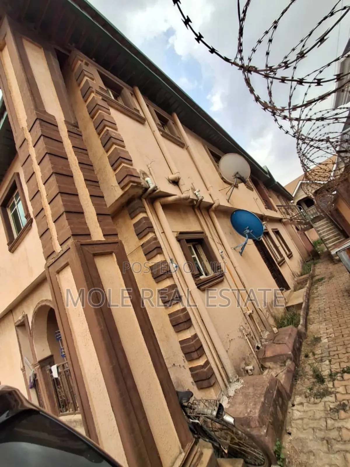 Mini Estate With 22 Flats Apapa Gra Great Investment Roi
