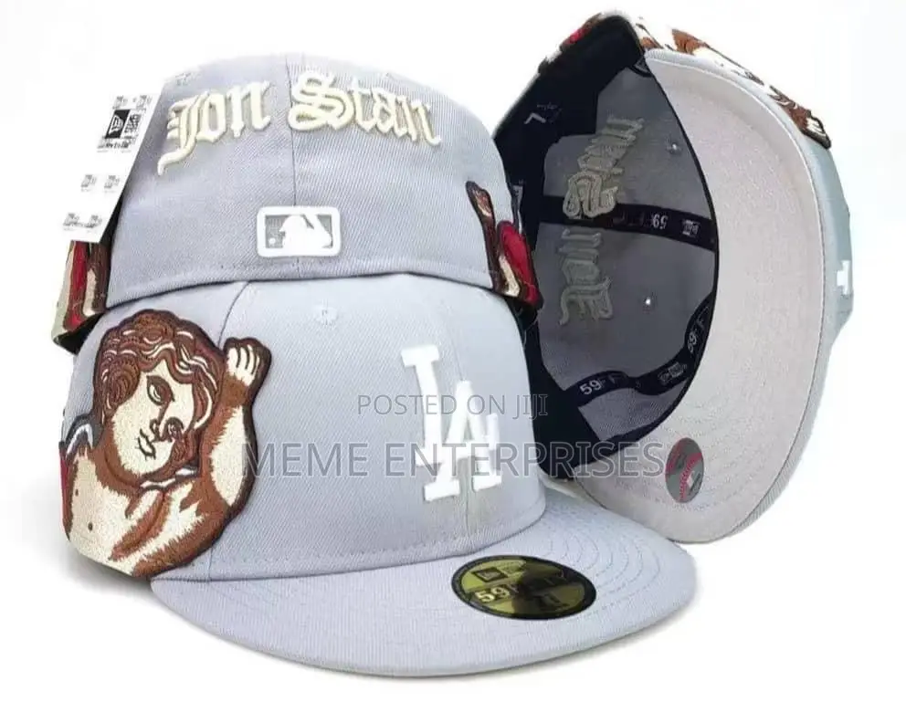 Snapback in Various Colors 