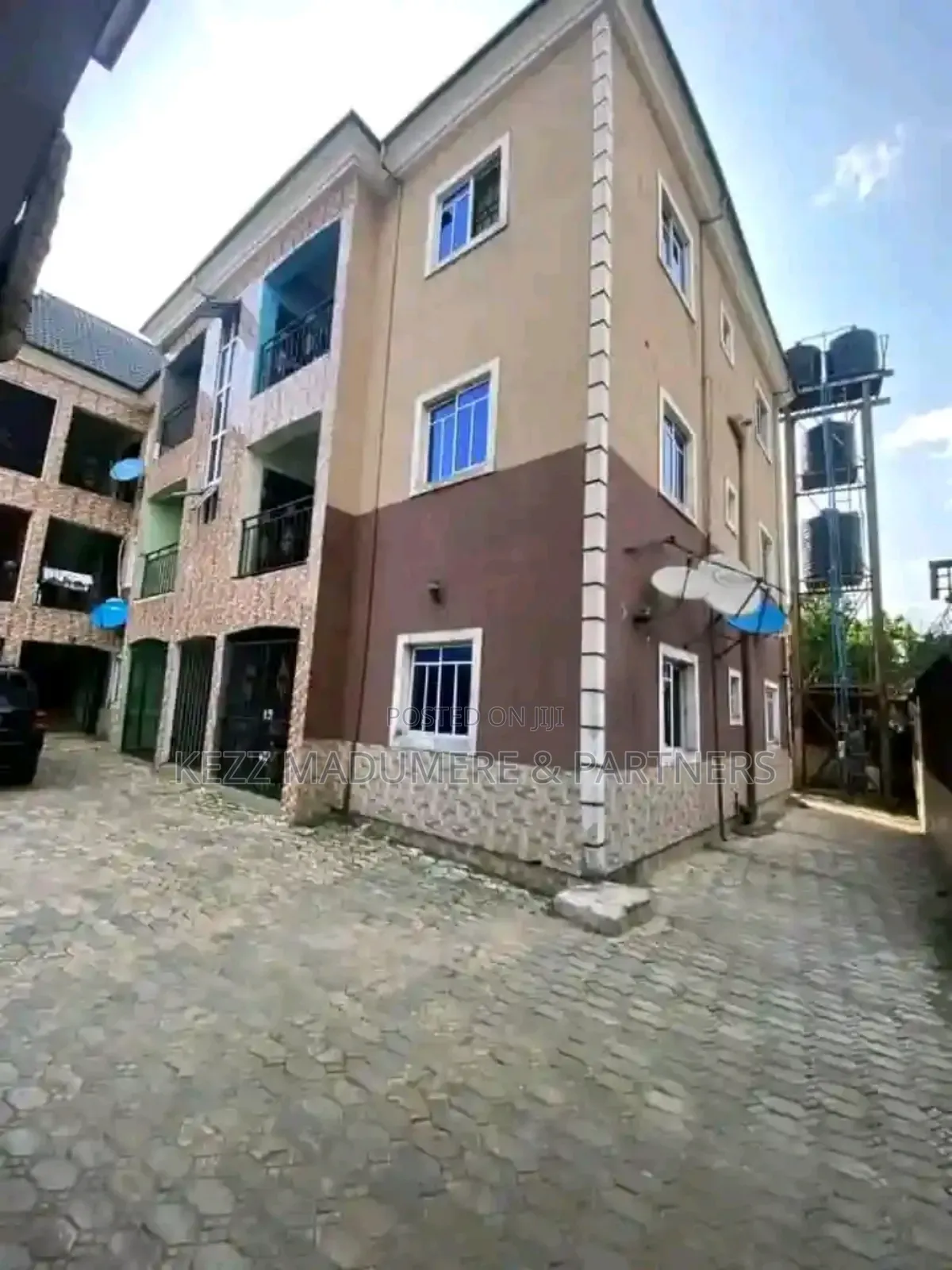 13bdrm Block of Flats in Ogbogoro Egbelu Road for sale