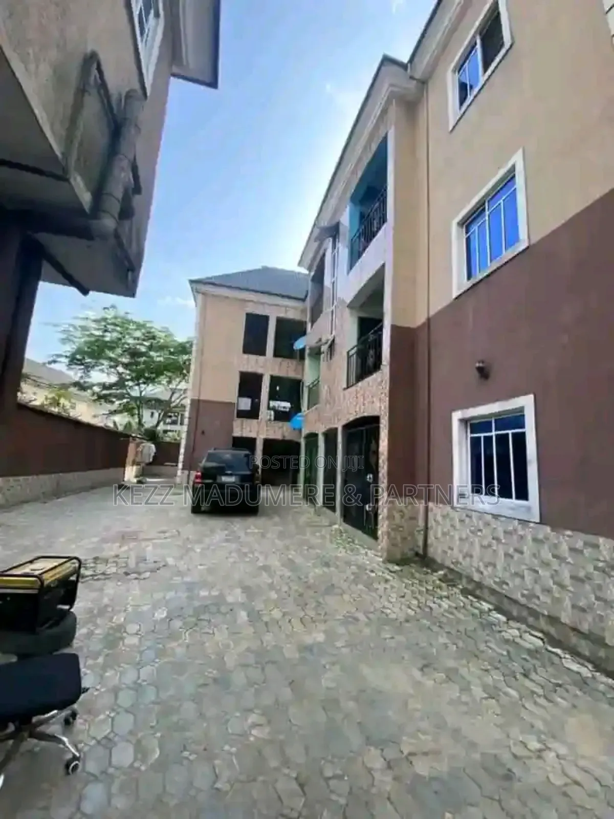 13bdrm Block of Flats in Ogbogoro Egbelu Road for sale
