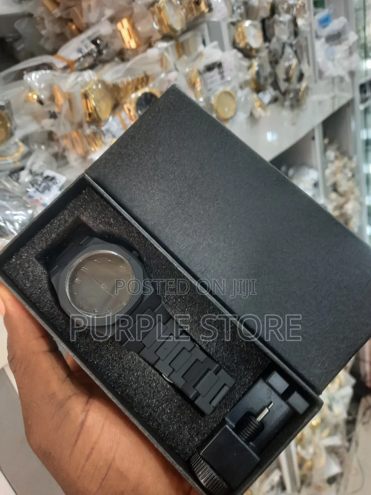 Valenzo Matte Strap Watch in Different Colors