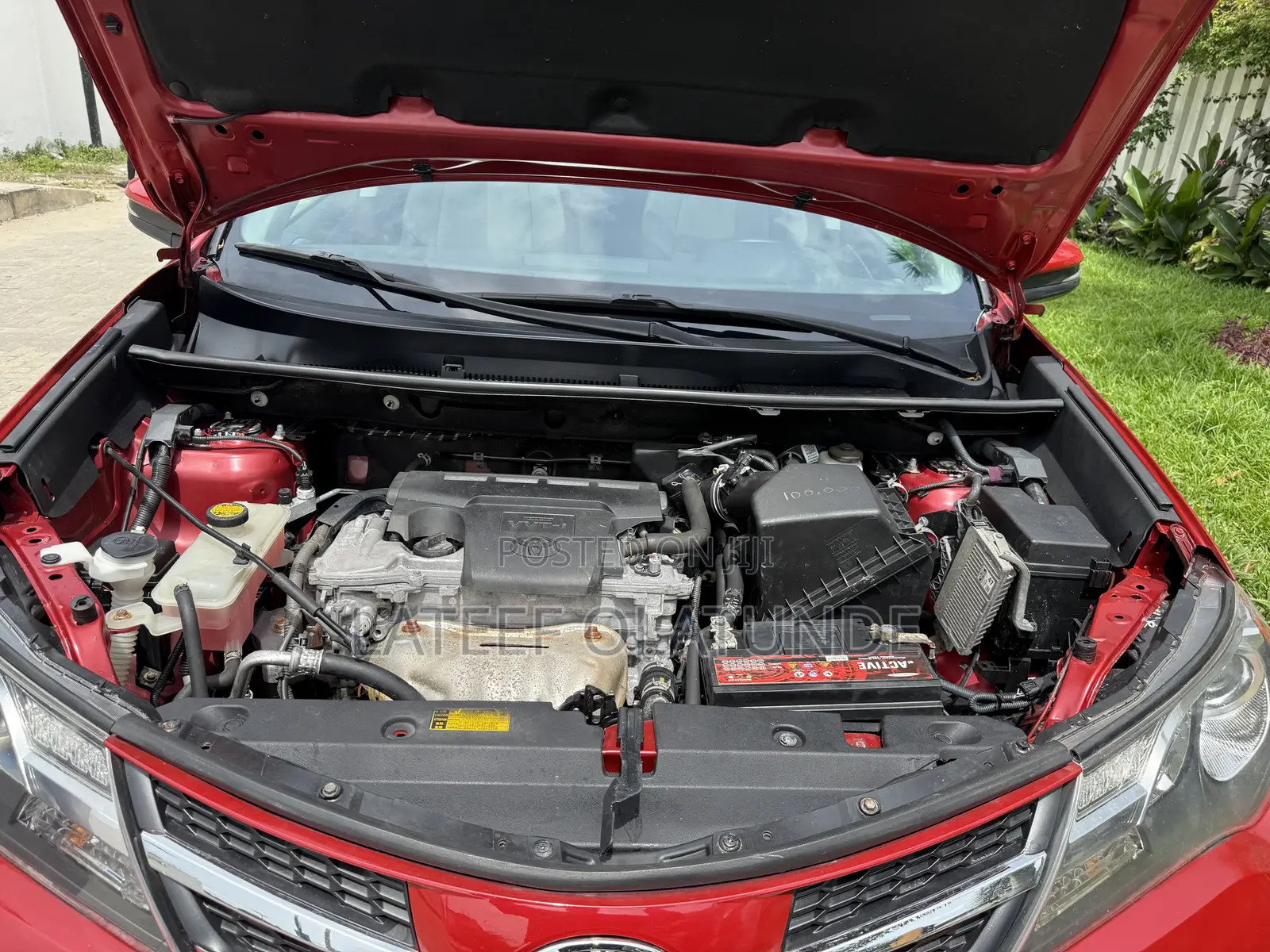 Toyota RAV4 Limited 4dr SUV AWD (2.5L 4cyl 6A) 2015 Red