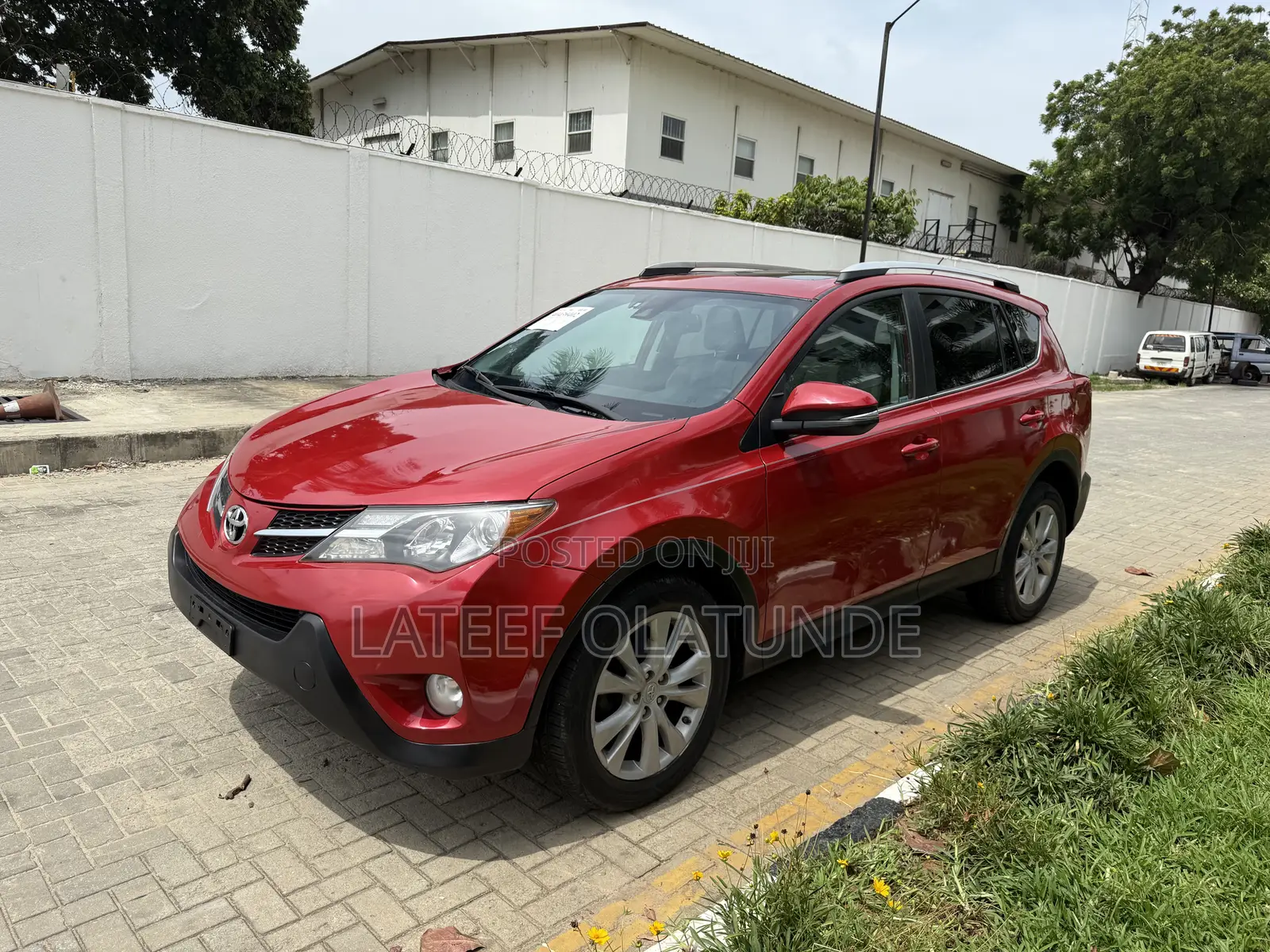 Toyota RAV4 Limited 4dr SUV AWD (2.5L 4cyl 6A) 2015 Red