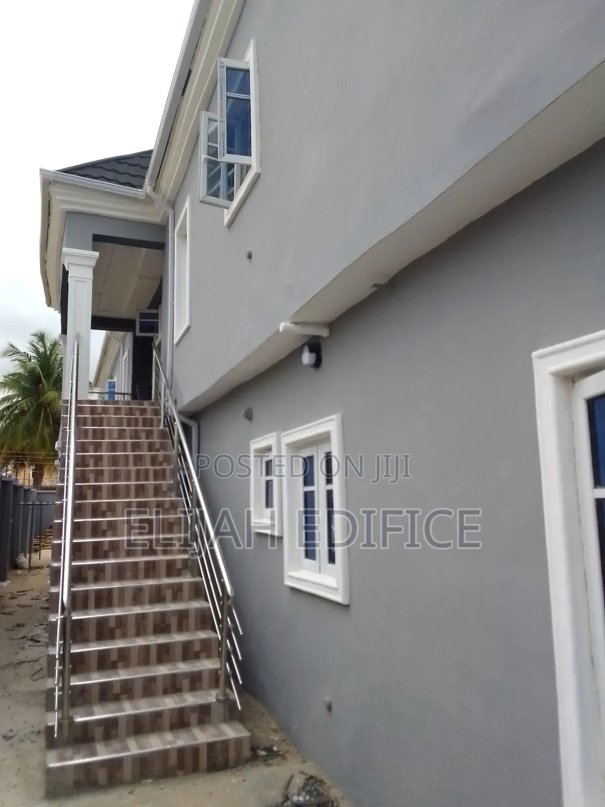Furnished 2bdrm Block of Flats in First Gate, Ikorodu Garage for rent