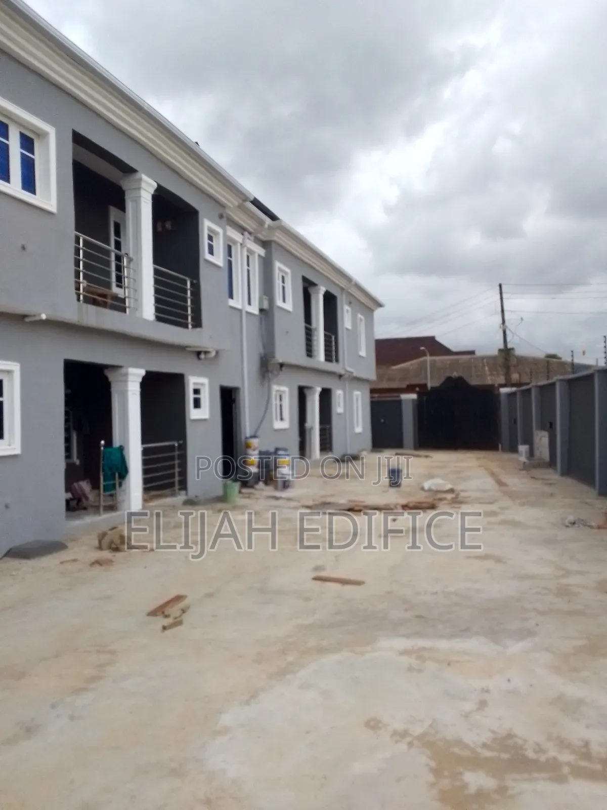 Furnished 2bdrm Block of Flats in First Gate, Ikorodu Garage for rent