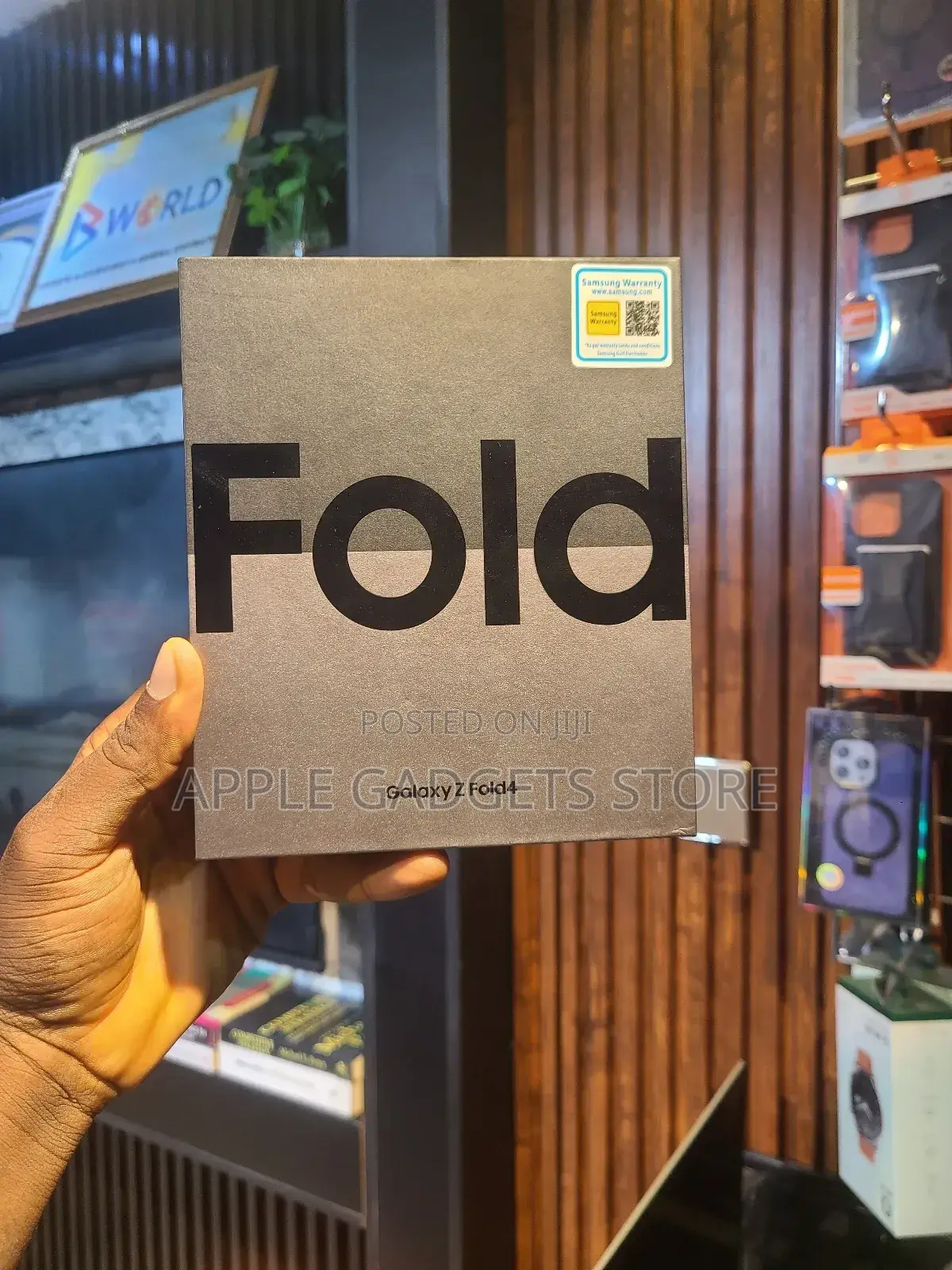 New Samsung Galaxy Z Fold4 256 GB