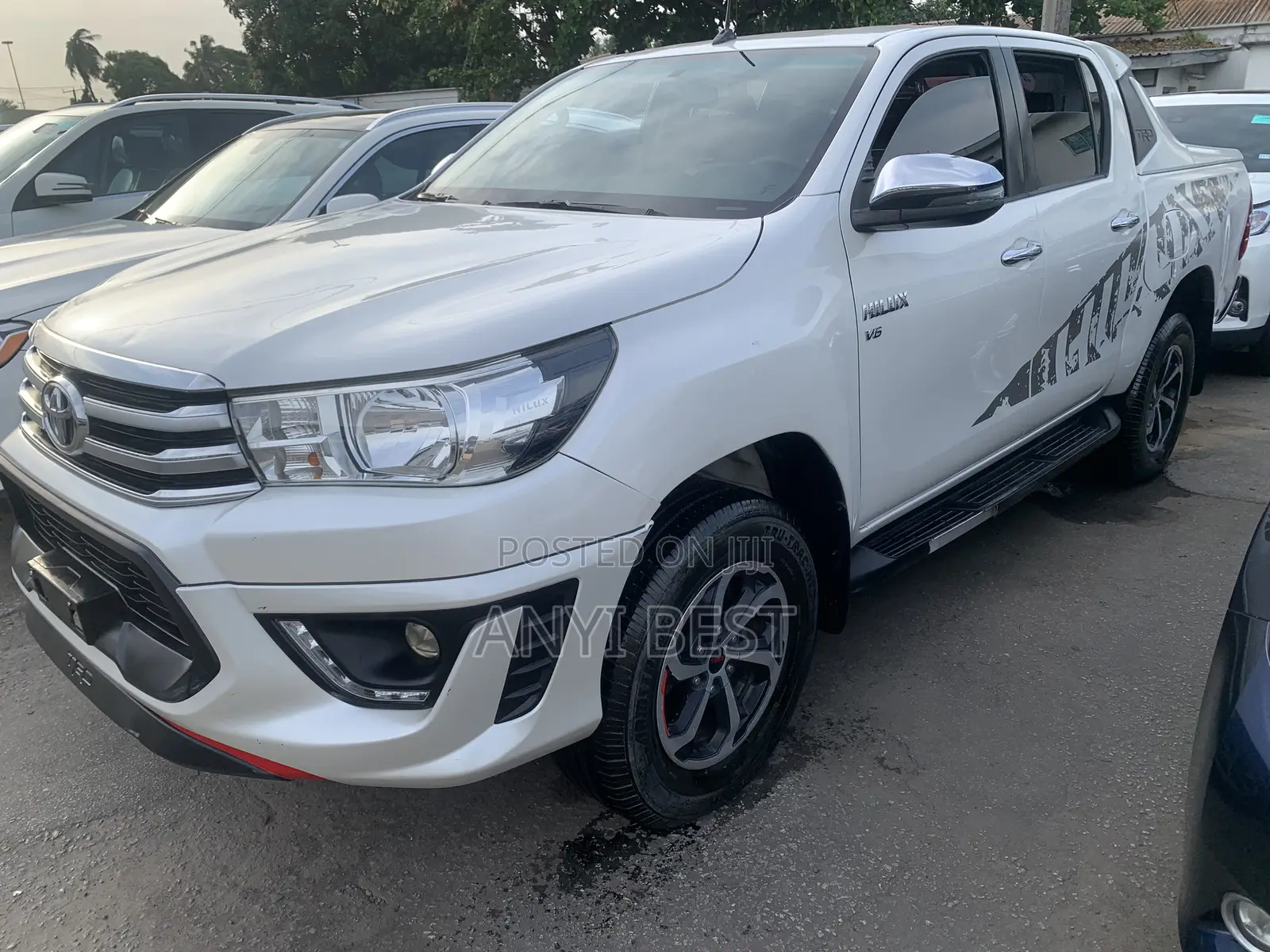 Toyota Hilux 2018 White