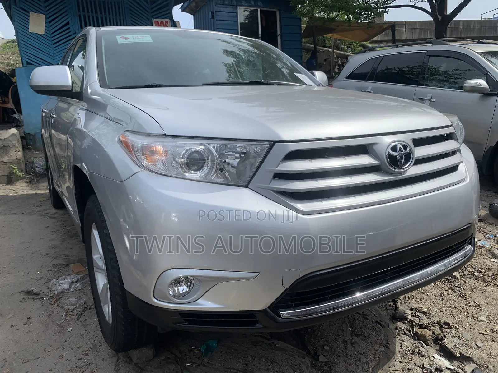 Toyota Highlander Limited 3.5l 4WD 2013 Silver