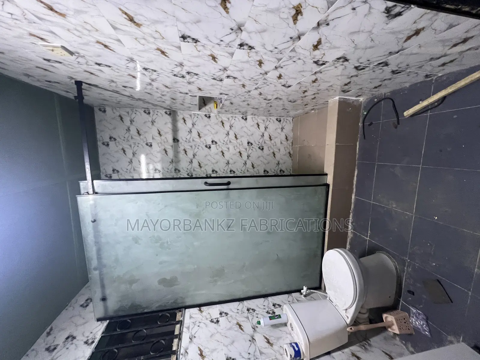 Sliding Shower Cubicle With Frosted Effect