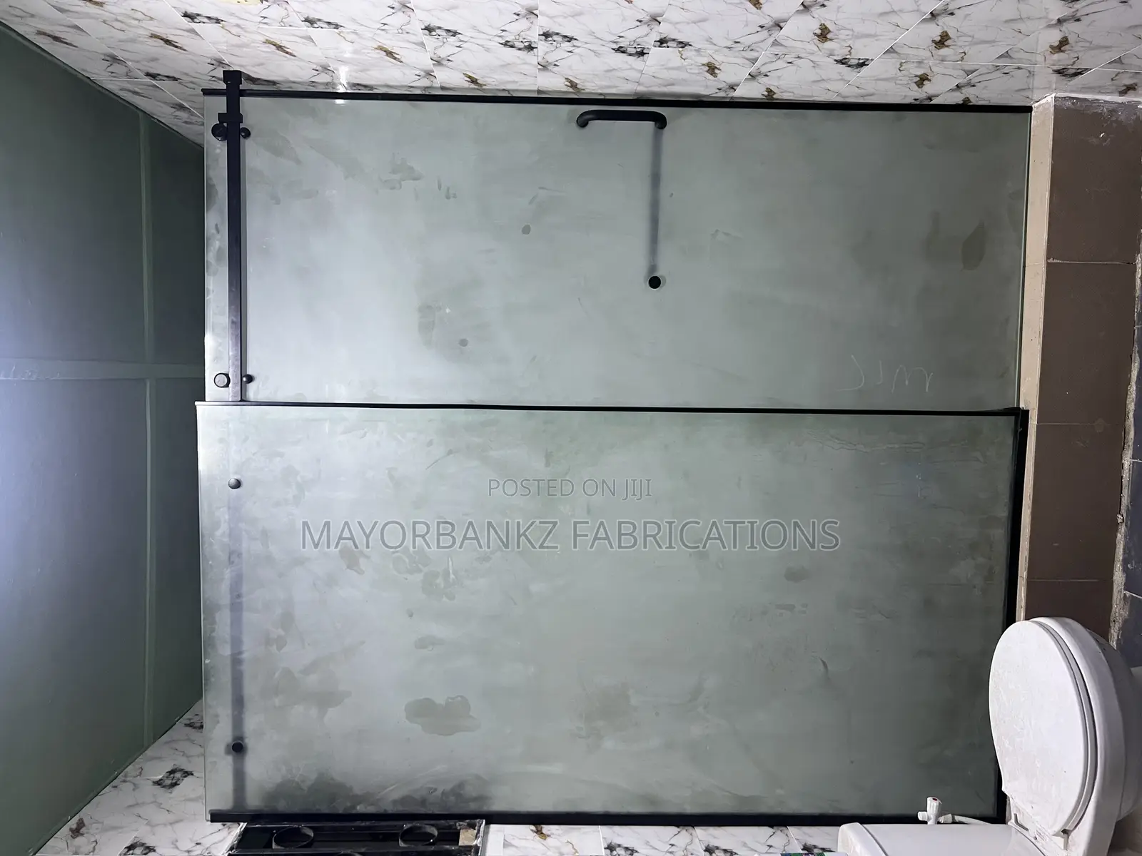 Sliding Shower Cubicle With Frosted Effect