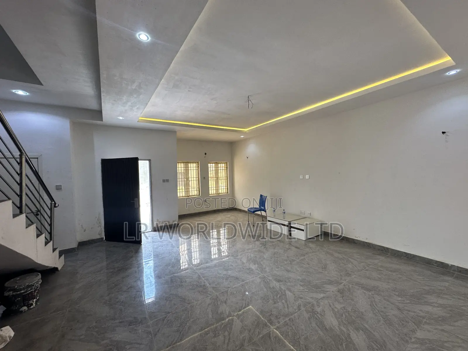 3bdrm Townhouse/Terrace in Idu for Sale