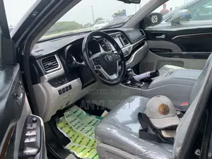 Toyota Highlander 2017 Black