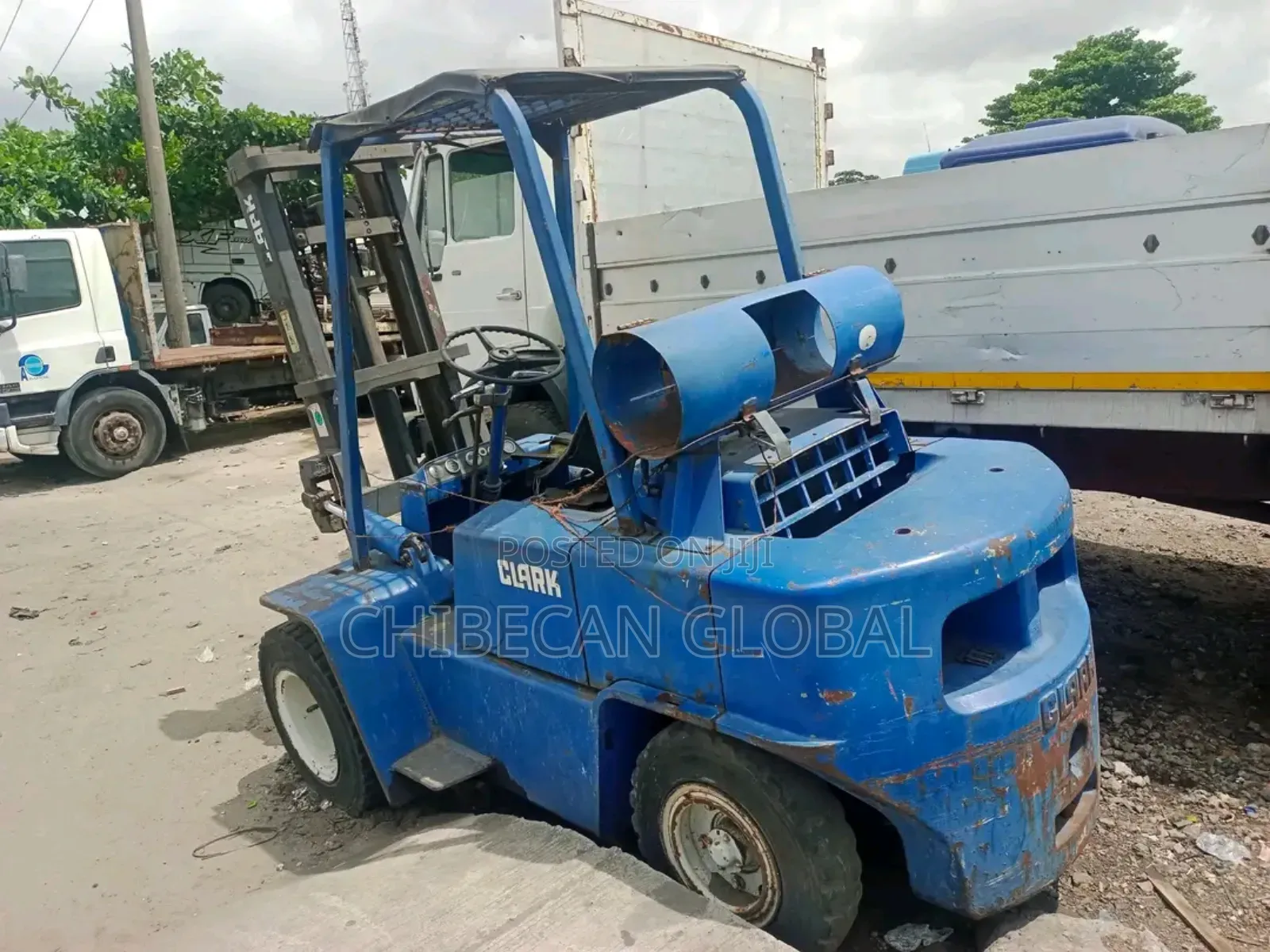 Clark Forklift (Foreign Used)