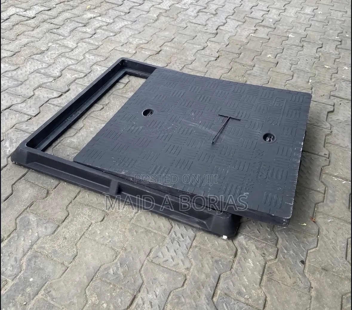 60x60 FRP Manhole Cover (Heavy Duty)