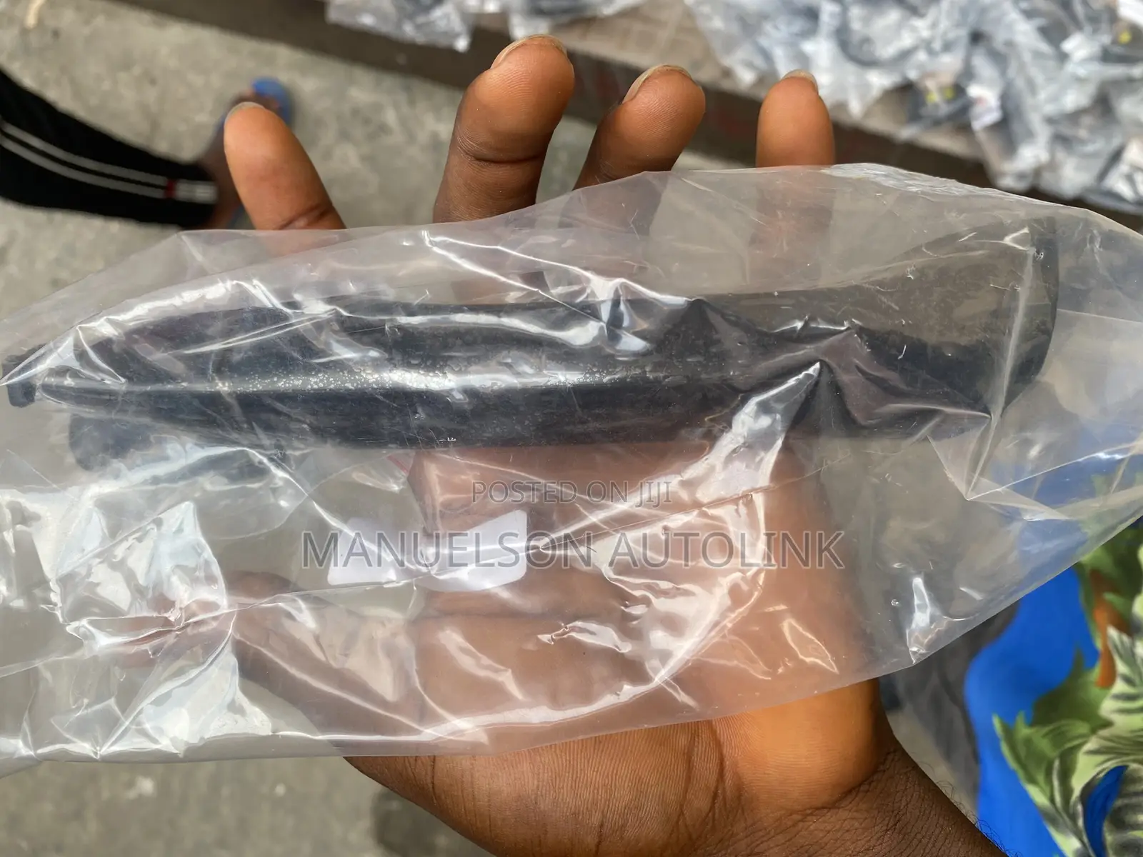 Door Outside Handle Fits 2011-2015 Hyundai Elantra.