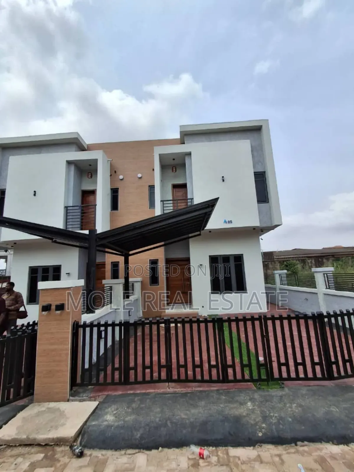 Furnished 4bdrm Duplex in Greenland Estate for sale