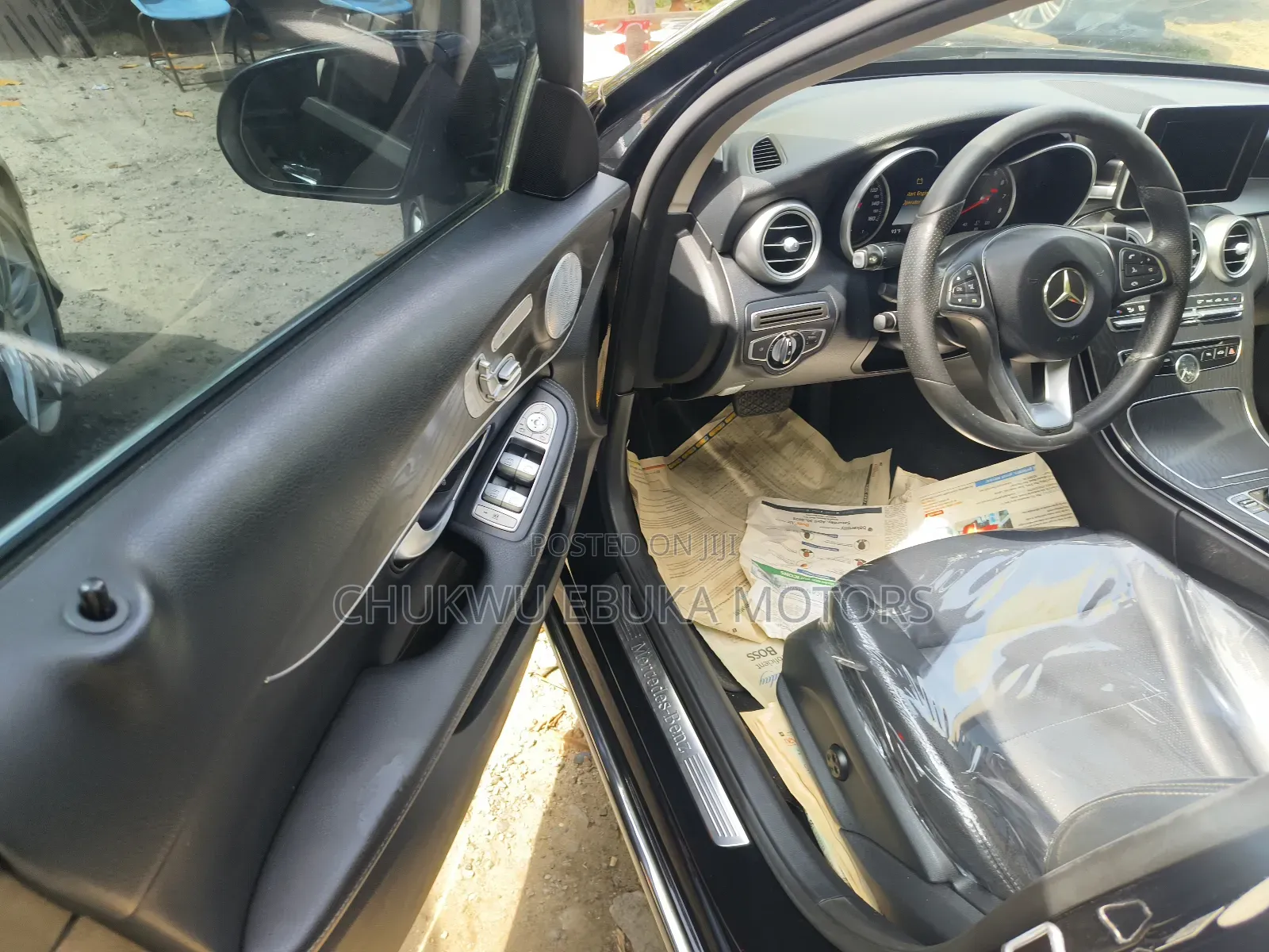 Mercedes-Benz C300 Luxury 4matic Sedan AWD (2.0L 4cyl 7A) 2017 Black