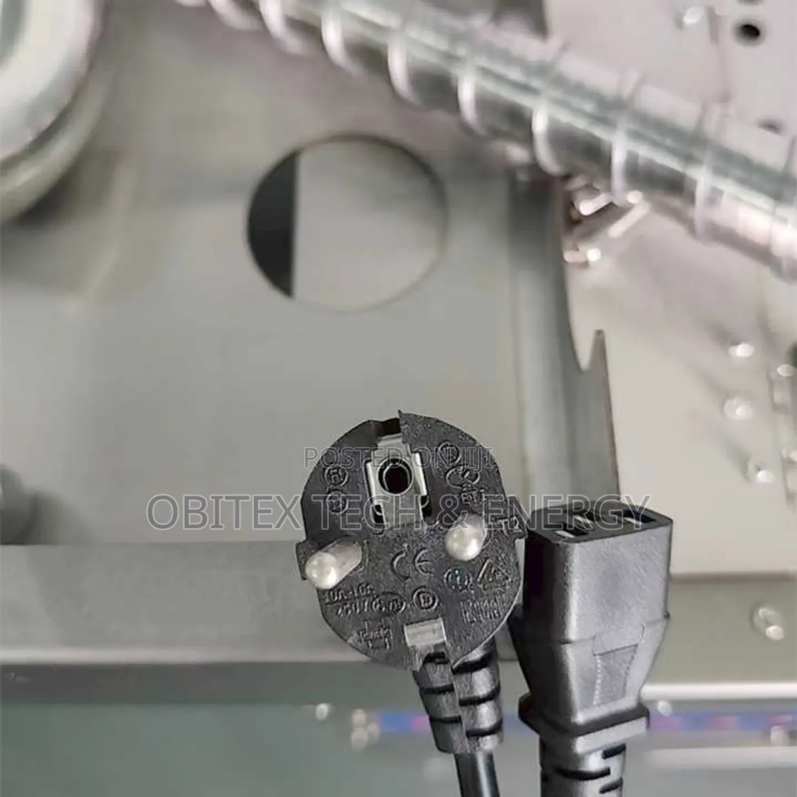 High-Quality Oil Extractor / Oil Press Machine for Groundnut, 20kg/Hr