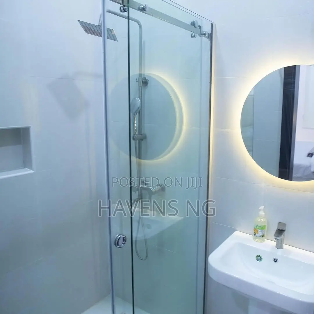 Spacious and Modern 2 Bedroom Apartment