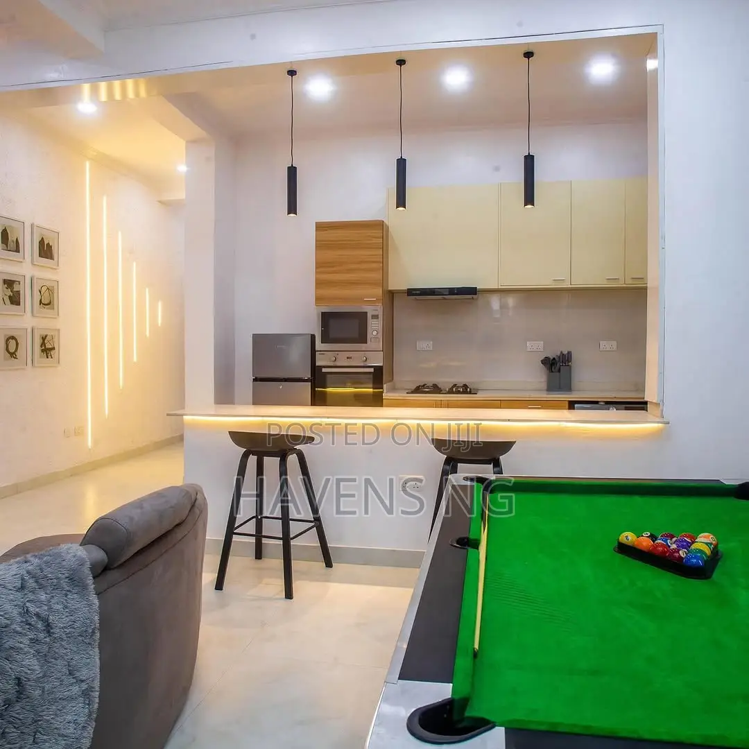 Spacious and Modern 2 Bedroom Apartment