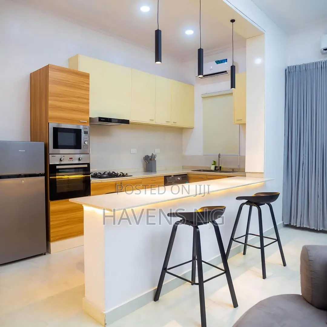 Spacious and Modern 2 Bedroom Apartment