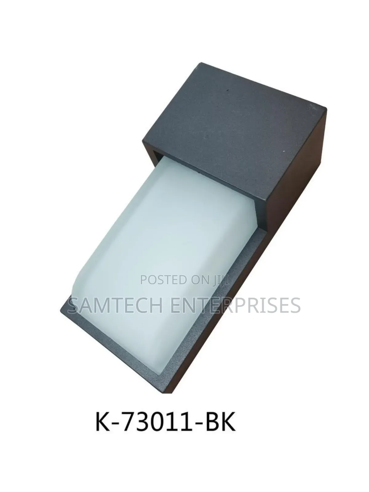 Cast Wall Light
