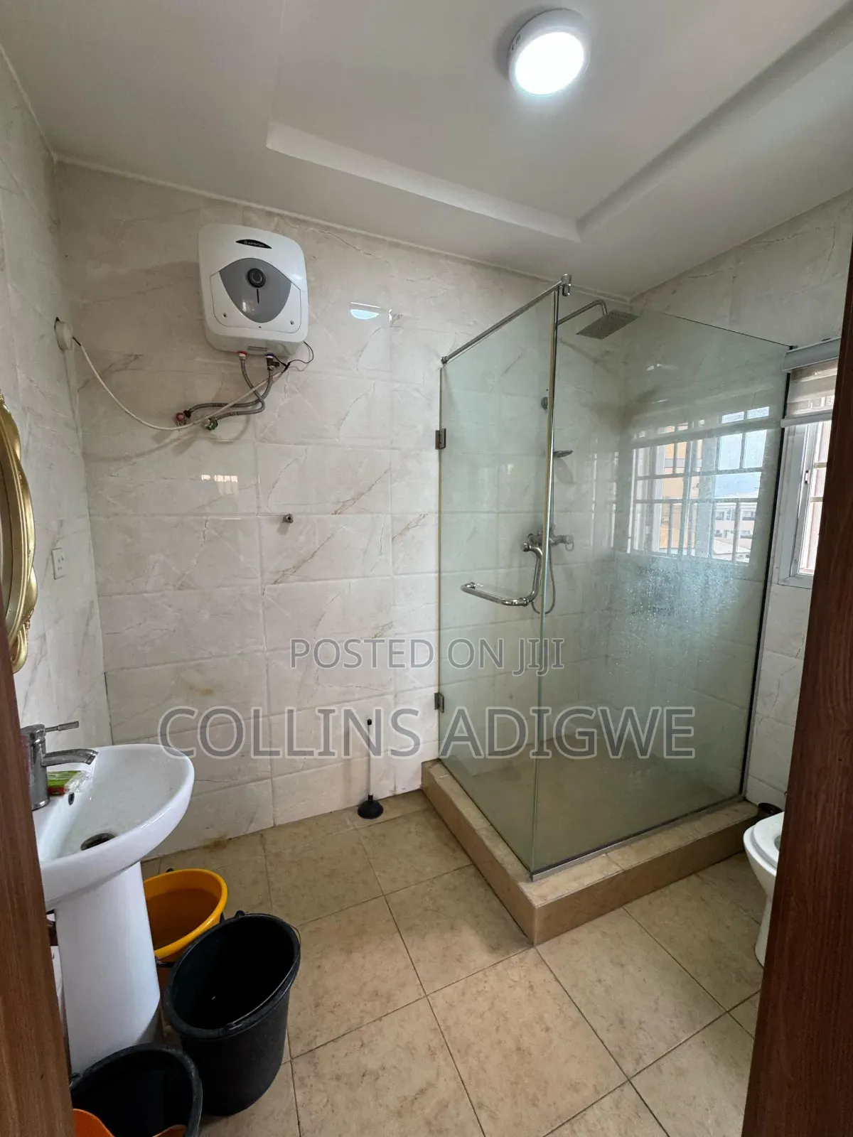 3bdrm Apartment in Lekki Phase 1 for rent