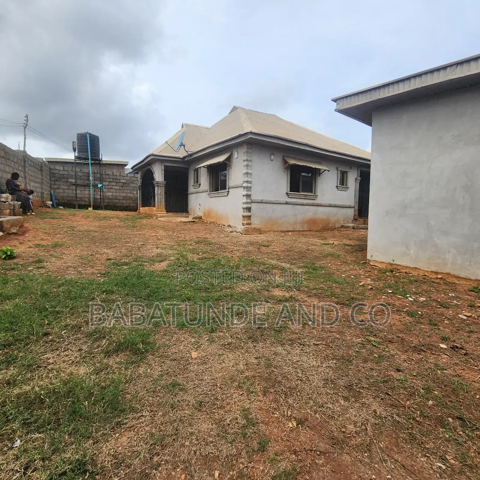 Furnished 3bdrm Bungalow in Ibadan for sale