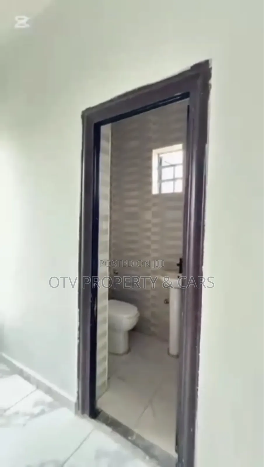 12 Units of 1 Bedroom Apartment With en-Suite Bedroom