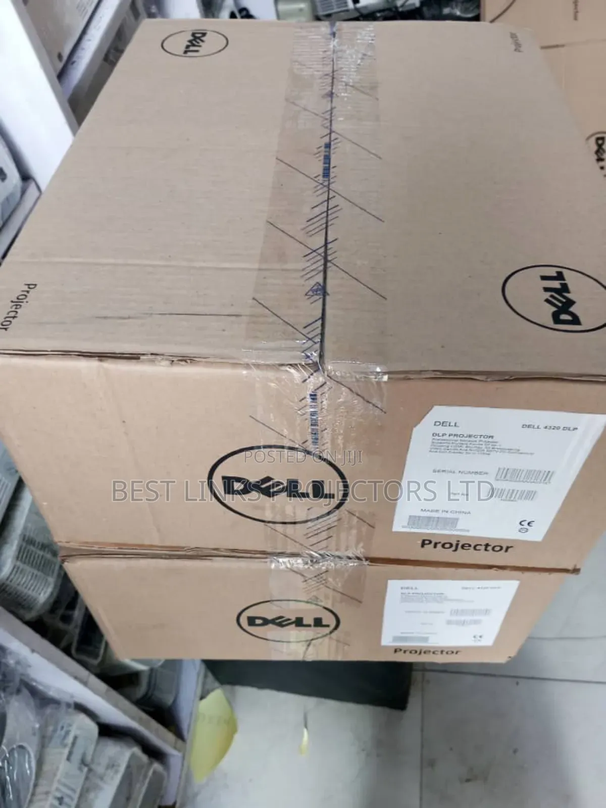 Dell 4320,4300 Lumens DLP Projector