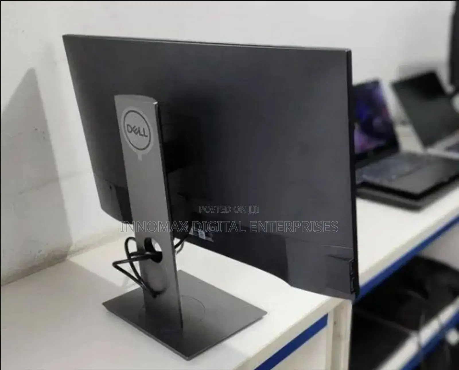Dell 24-Inch Ips Led FHD 1080p Monitor Hdmi, Displayport,