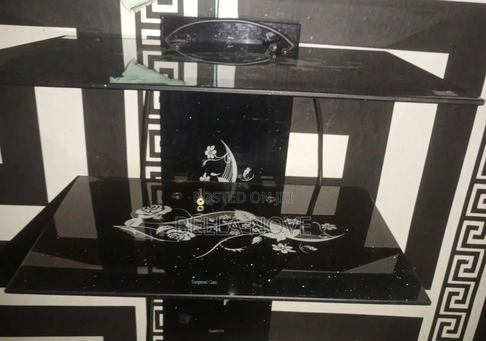 Tempered Glass Tv Stand