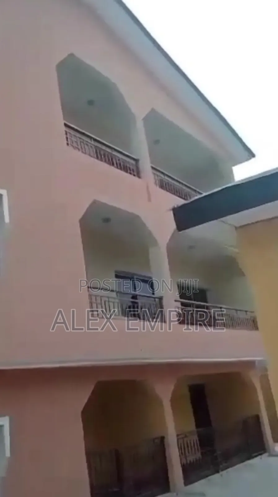 3bdrm Block of Flats in Ago Palace for sale