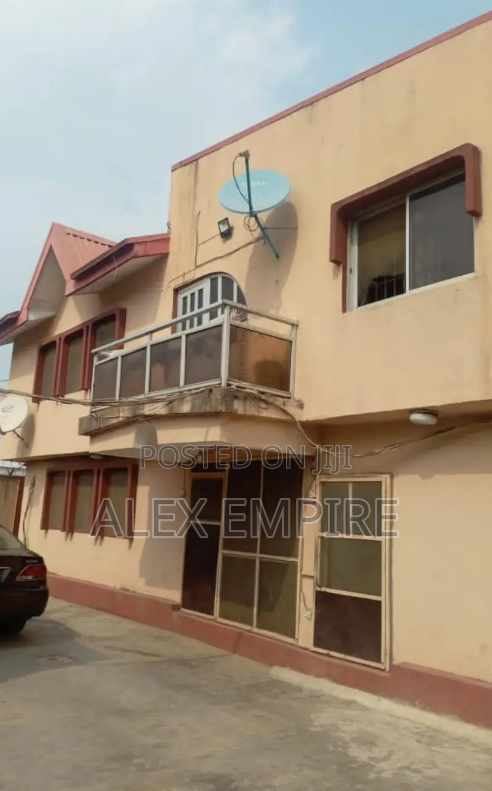 3bdrm Block of Flats in Ago Palace for sale