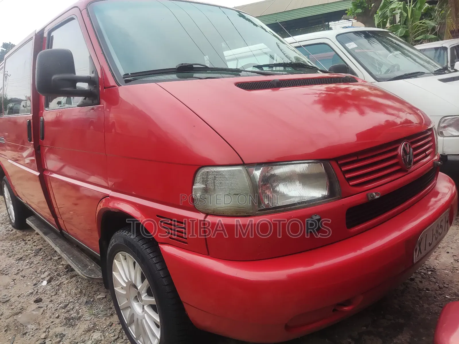 Volkswagen Transporter 2005 Red