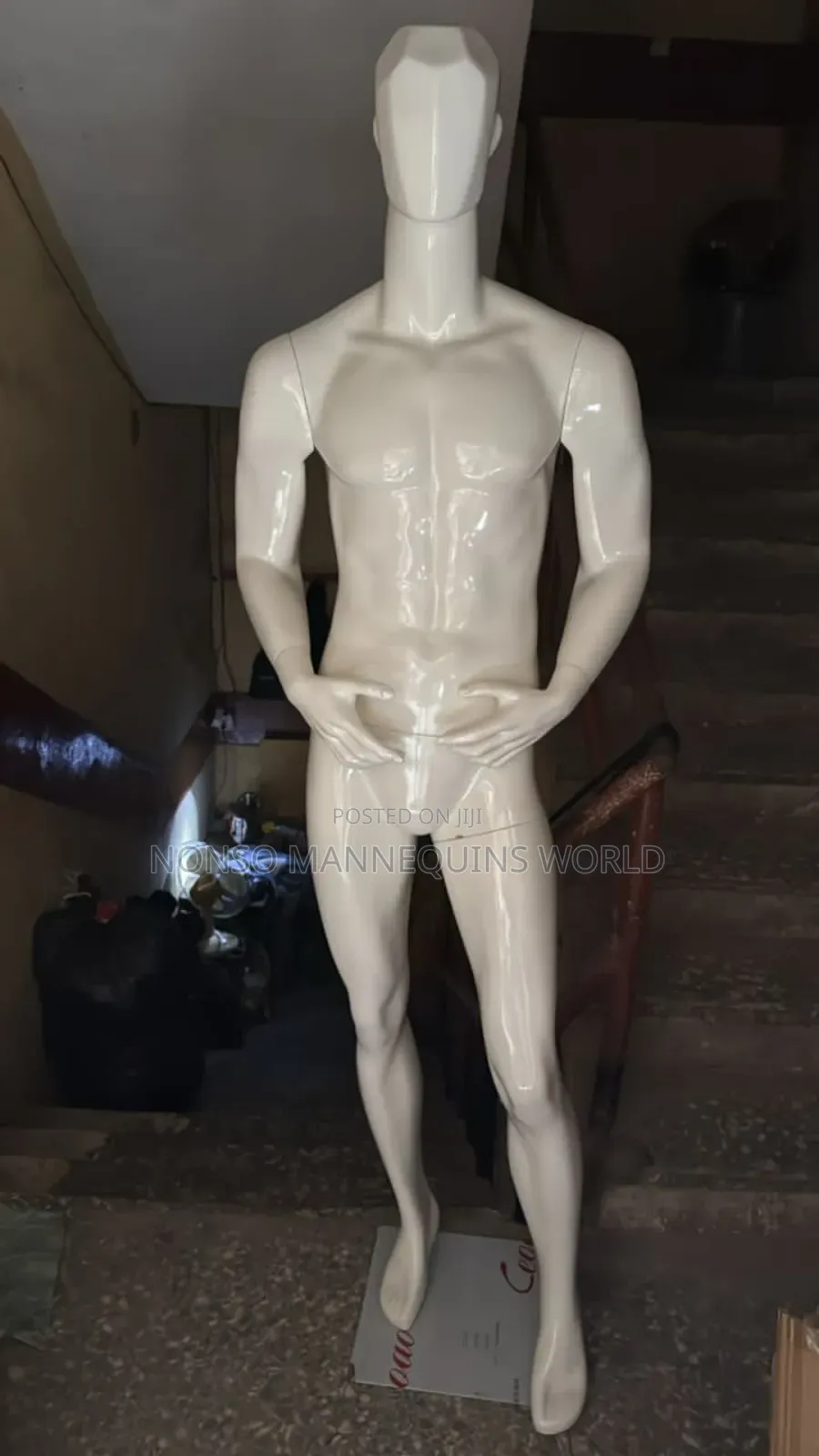Glossy White Faceless Fibre Male Mannequin