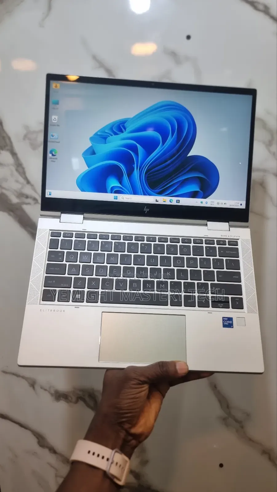 Laptop HP EliteBook 830 G8 1GB Intel Core I7 SSD 512GB