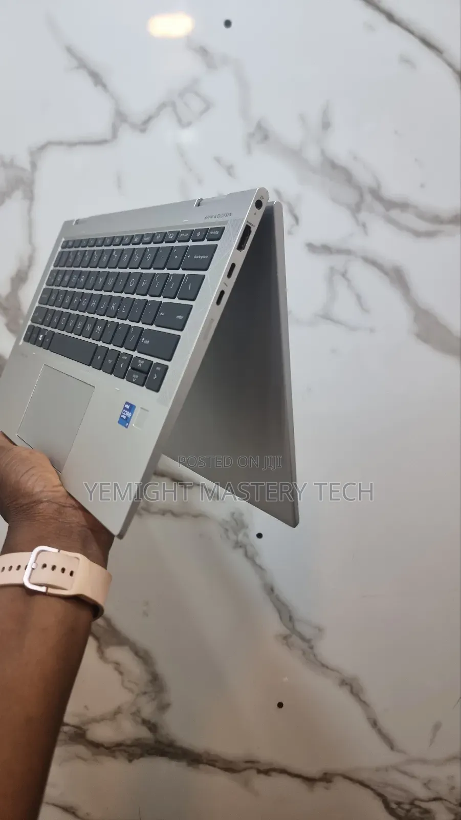 Laptop HP EliteBook 830 G8 1GB Intel Core I7 SSD 512GB