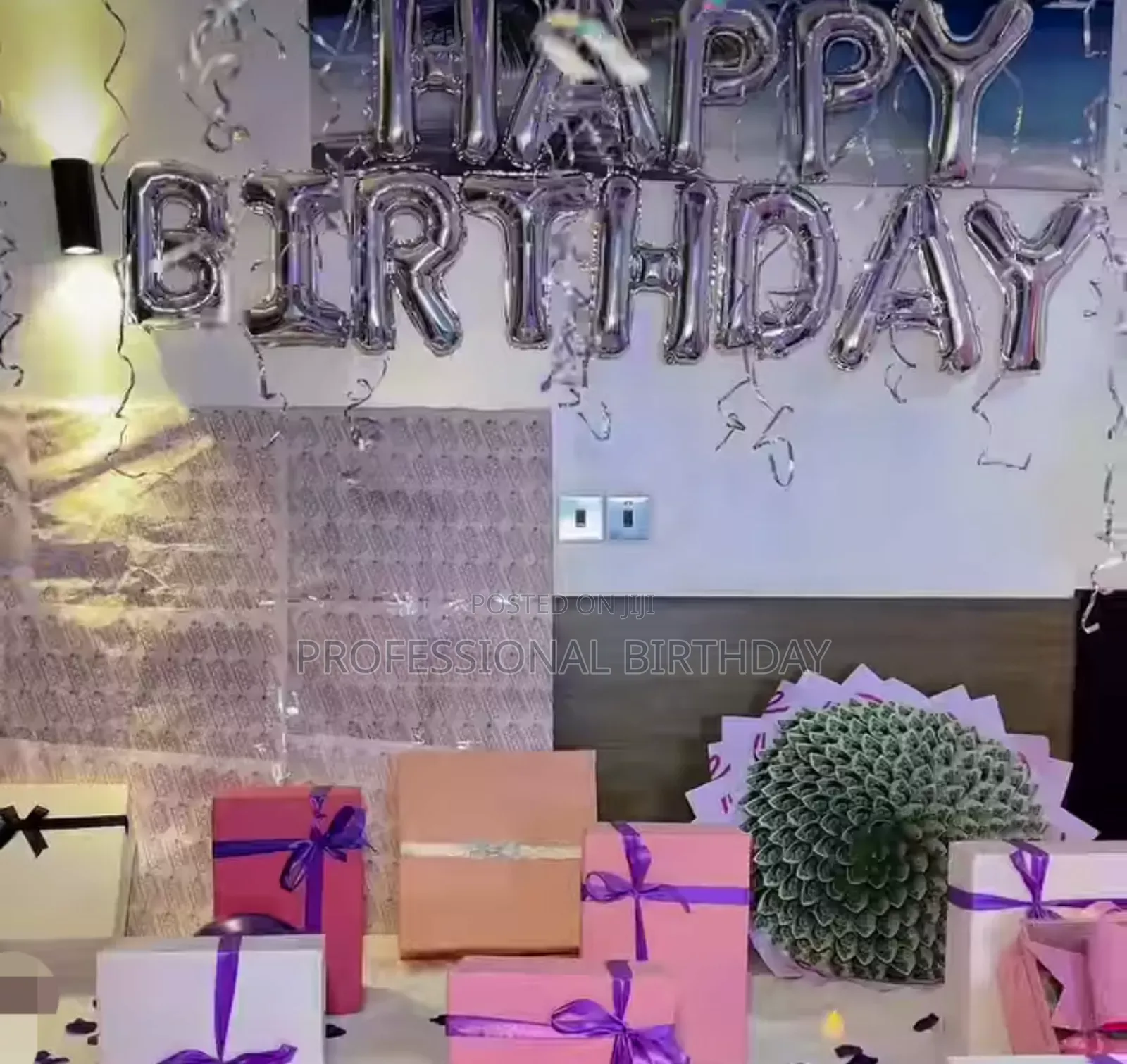 Birthday Hotel Decoration. Room Decor Surprise Planner.