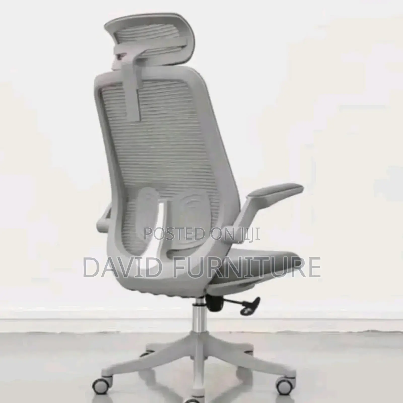 Standard Mesh Chair
