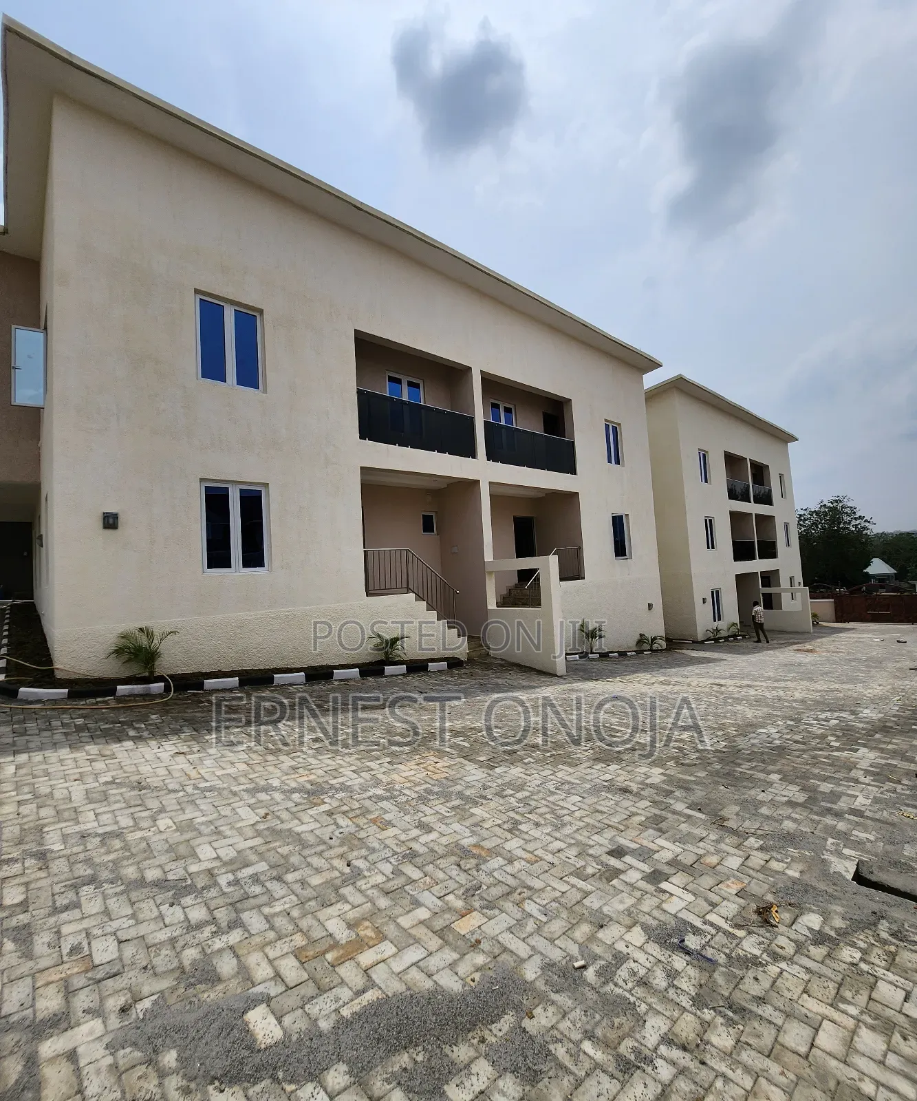 3bdrm Townhouse/Terrace in Apo By Legislative, Zone B for sale
